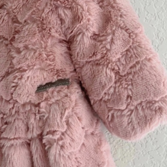 Calvin Klein Fox Fur Coat - Picture 4 of 4